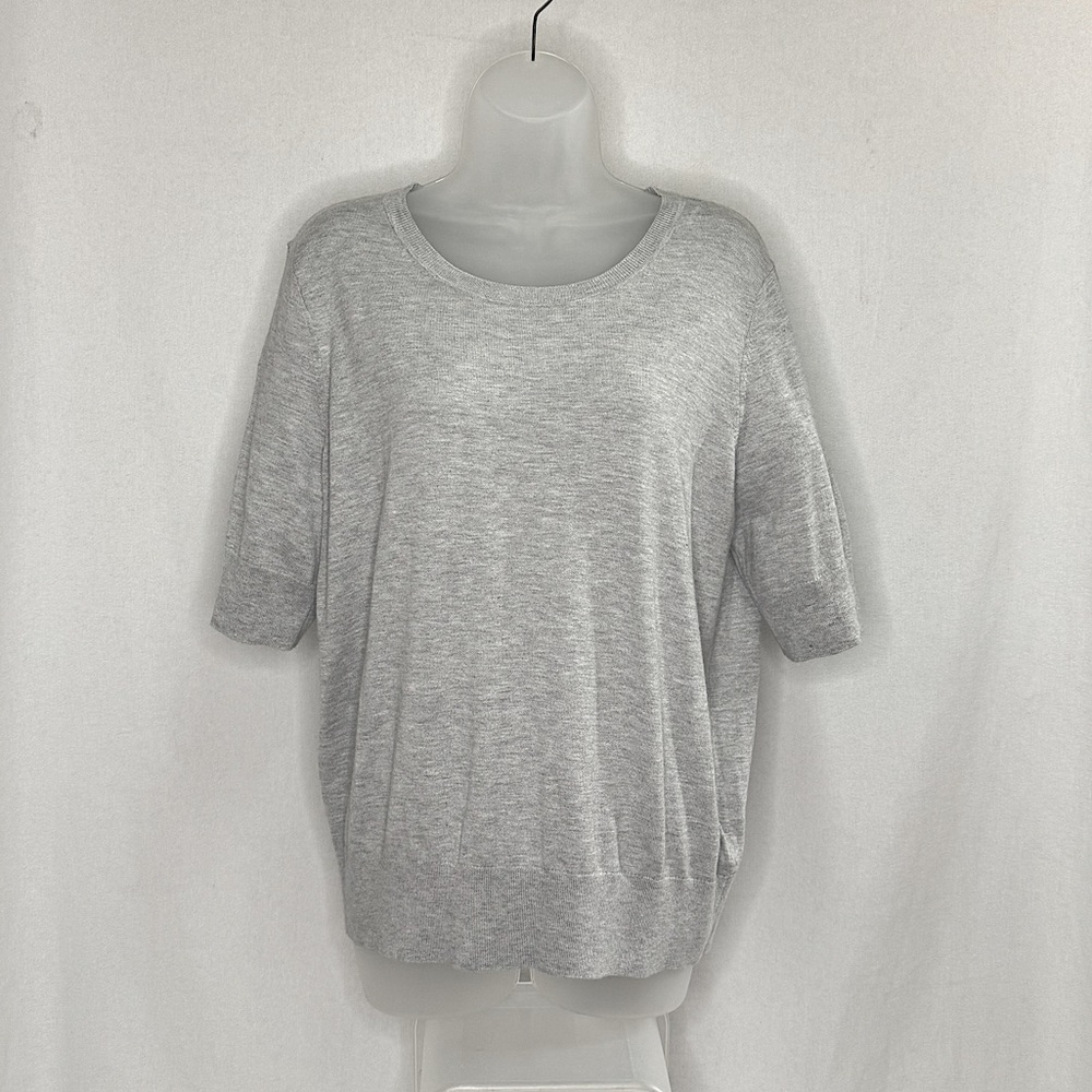 GAP fine knit short sleeve sweater size L